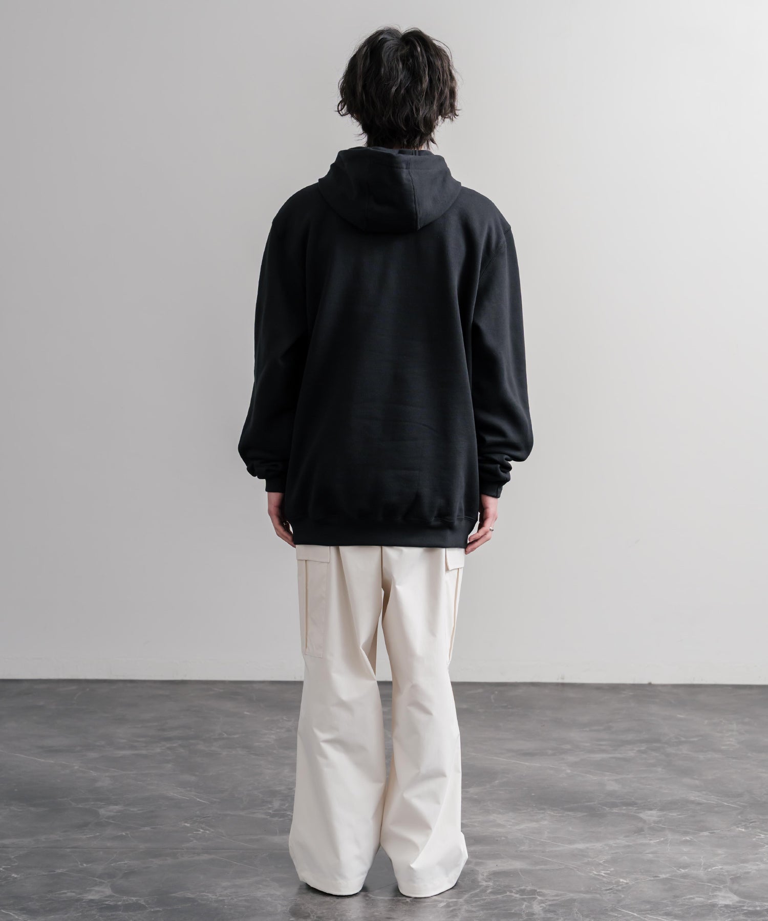 Carhartt カーハート MIDWEIGHT HOODED SWEAT/オーバーサイズ裏起毛ワンポイントロゴ長袖プルオーバーパーカー 16473