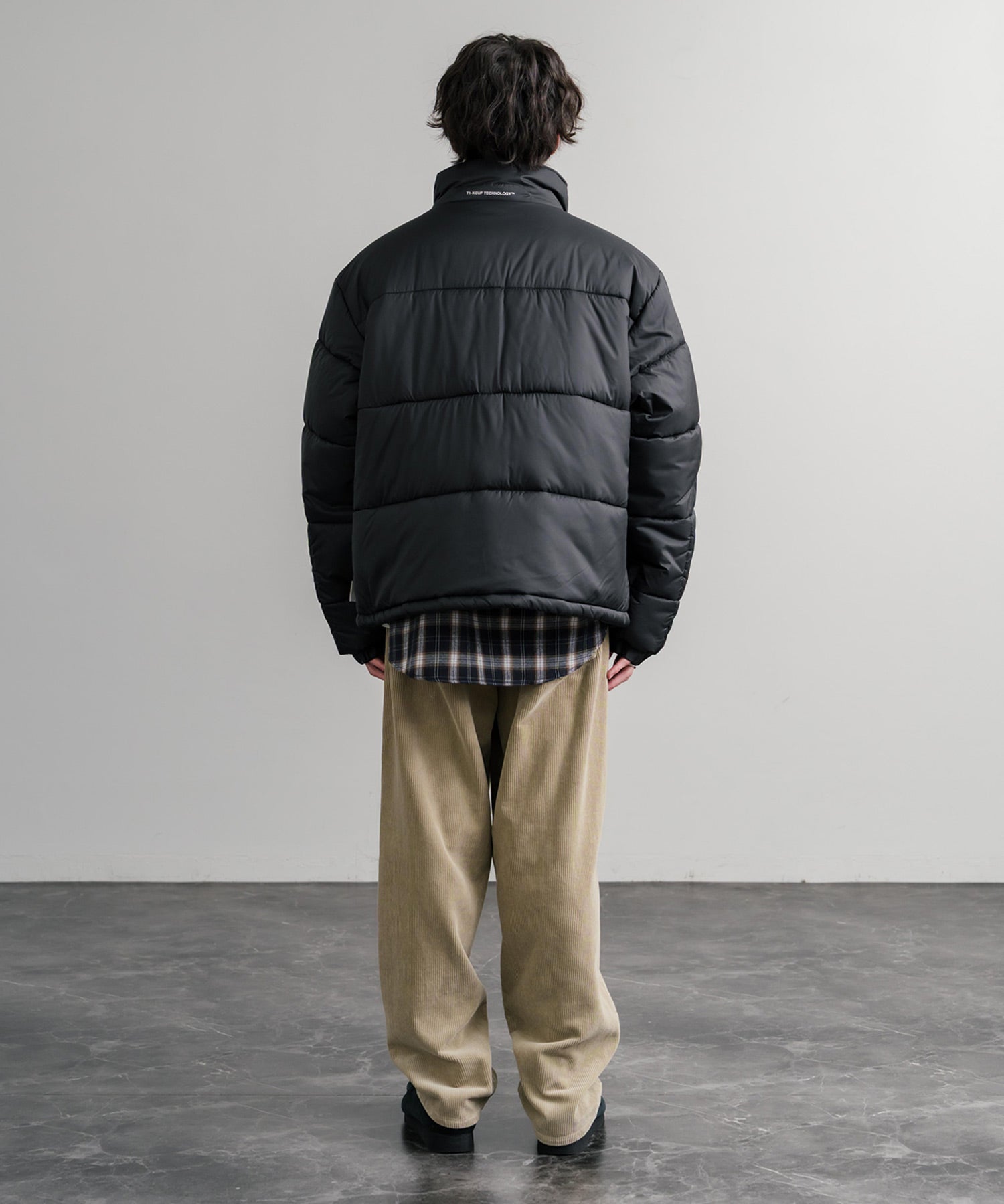 HUF ハフ SEQUOIA PUFFER JACKET REALTREE SEQUOIA PUFFER オーバーサイズワンポイントロゴ中綿ジャケット 15056