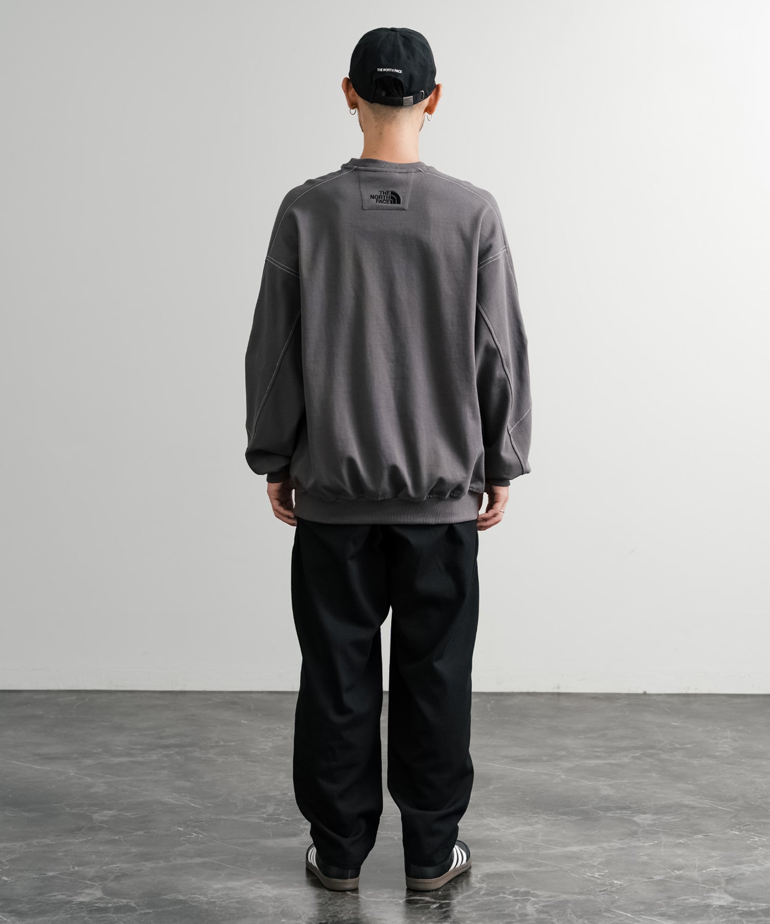 日本未展開モデル THE NORTH FACE ザ・ノースフェイス WHITE LABEL ホワイトレーベル MINI BOX STITCH SWEATSHIRTS オーバーサイズミニボックスロゴ刺繍ステッチスウェット 15064