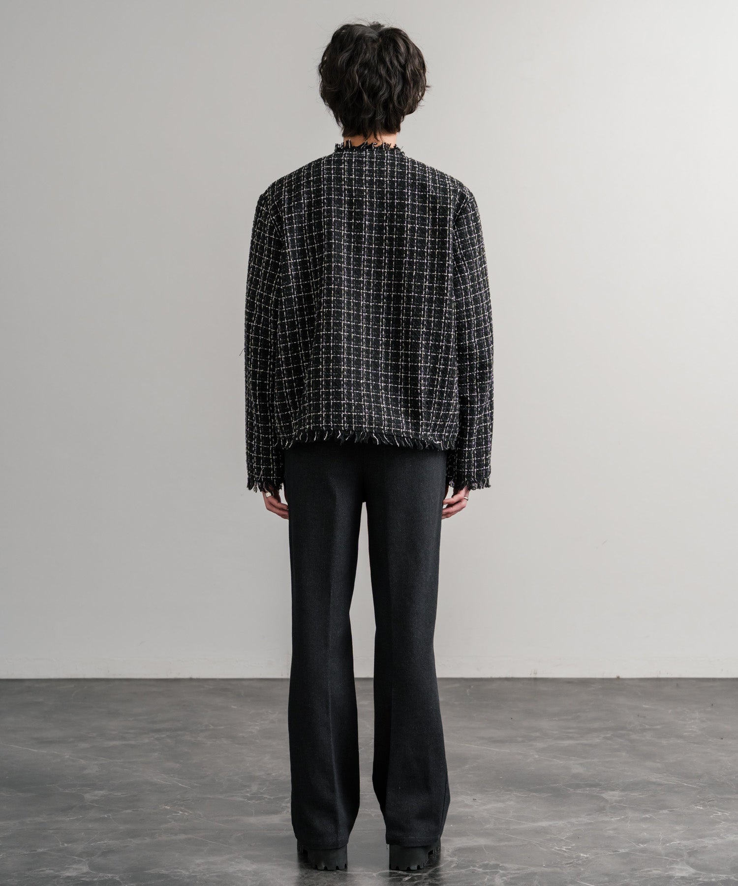 ツイードカットオフフリンジシルバーボタンショート丈ノーカラー