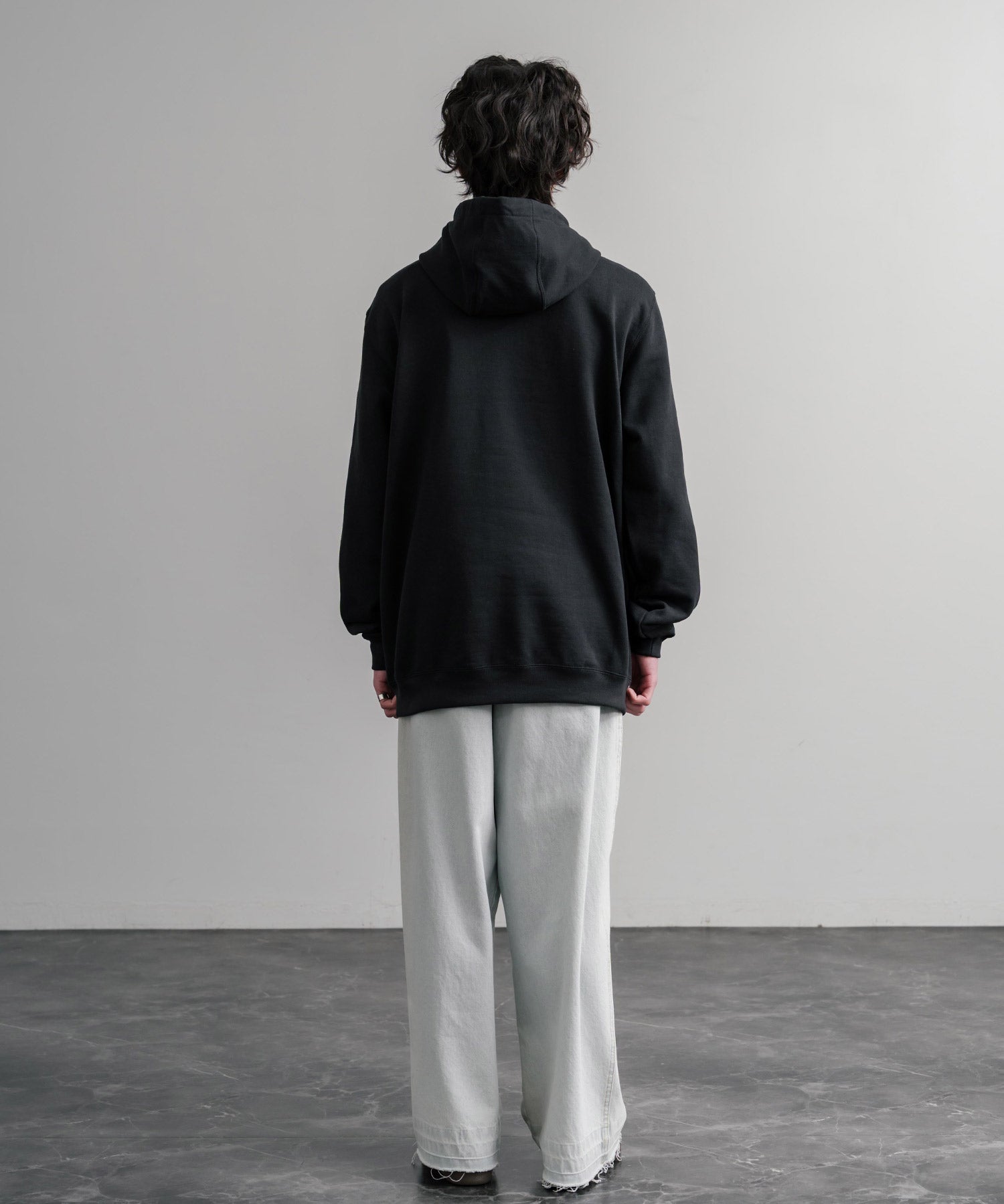 Carhartt カーハート Midweight Logo Sleeve Graphic Sweatshirt/ロゴスリーブミッドウエイトプルオーバーパーカー 15539