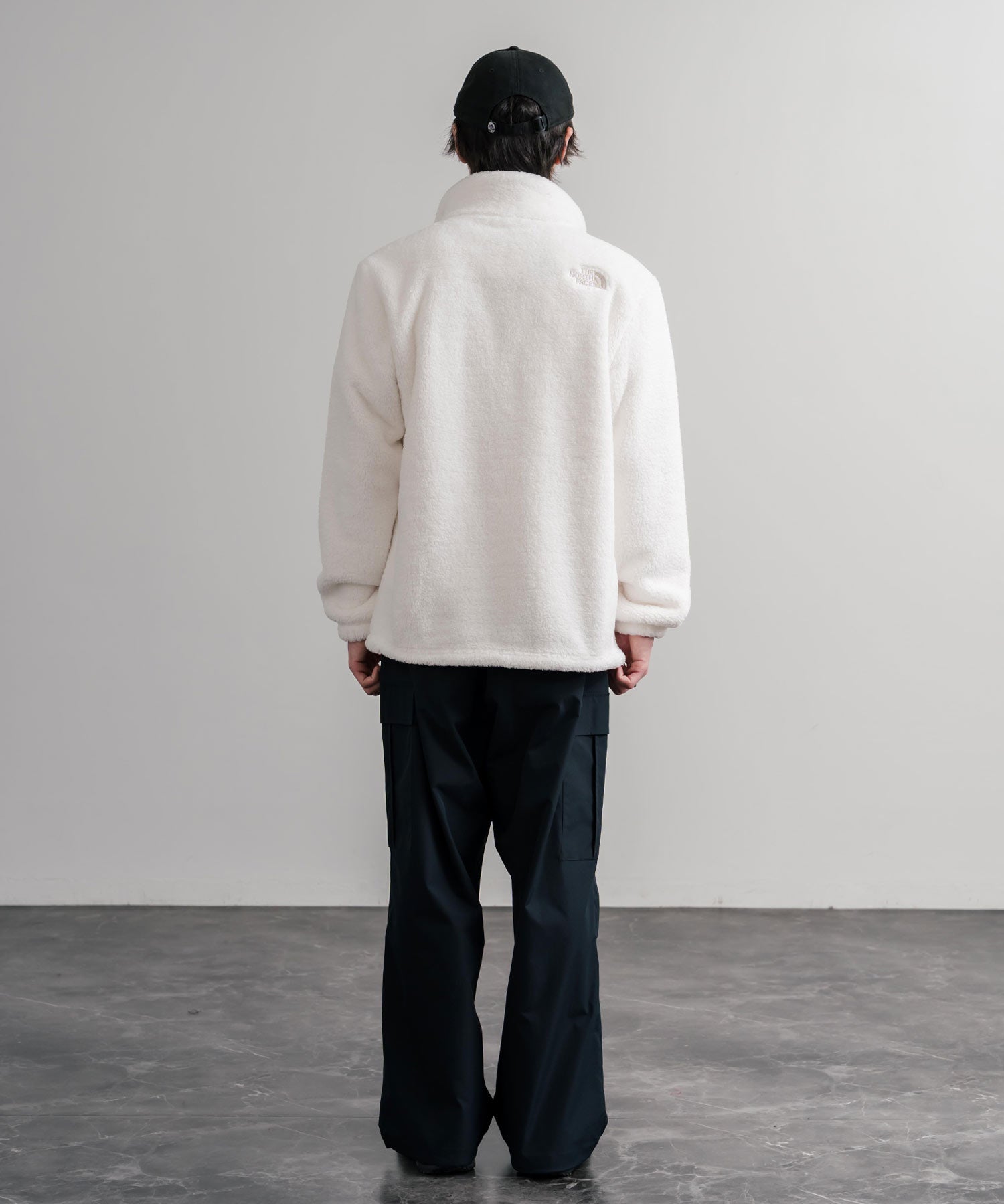 日本未展開モデル THE NORTH FACE WHITE LABEL COMFY ALPHA FLEECE ZIP UP ザ・ノースフェイス ホワイトレーベル ワンポイントロゴ刺繍スタンドカラーシャギーボアフリースジャケット 16563