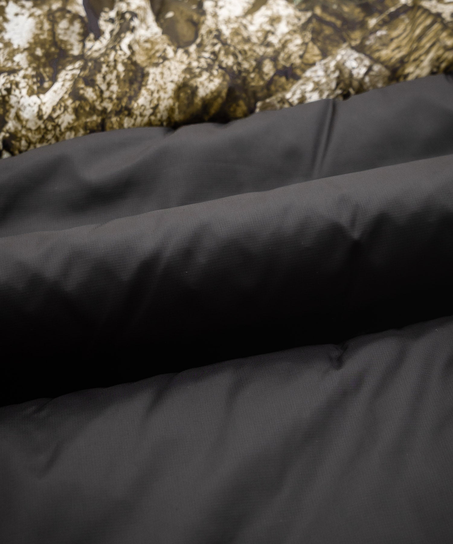 HUF ハフ SEQUOIA PUFFER JACKET REALTREE SEQUOIA PUFFER オーバーサイズワンポイントロゴ中綿ジャケット 15056