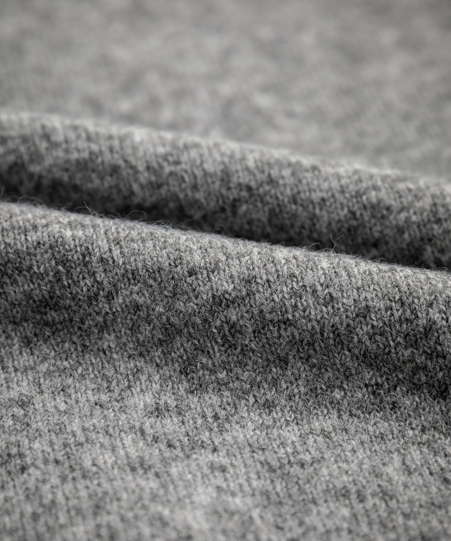 オーバーサイズ5Gウール混天竺ショート丈クルーネックニットセーター 15192