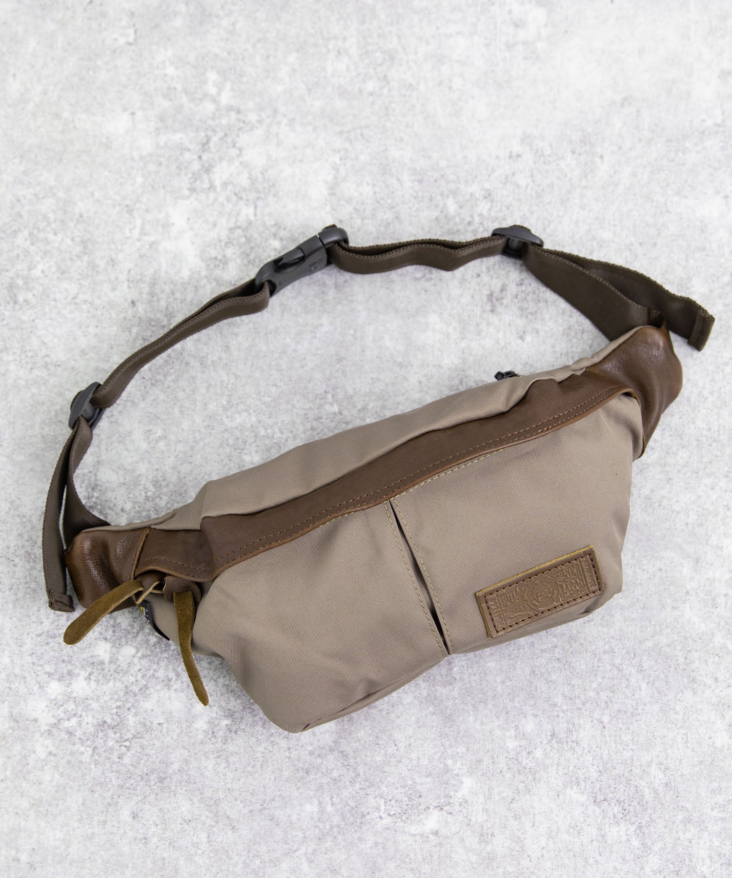 Butler Verner Sails バトラーバーナーセイルズ 日本製 国産コーデュラ本革付属ヒップバッグ JA-1225 6126