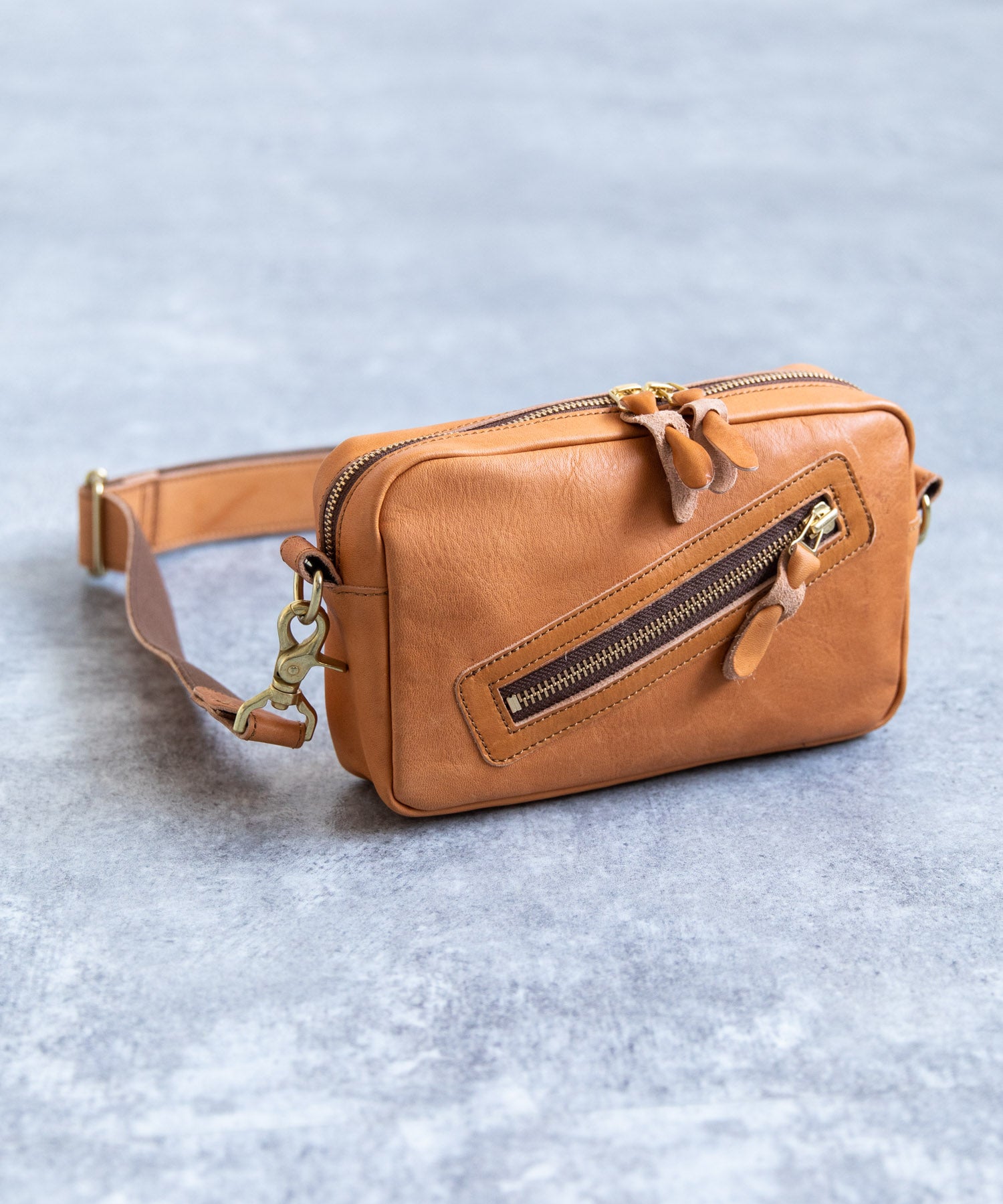 Butler Verner Sails バトラーバーナーセイルズ 日本製 国産 馬革スクエアジップショルダー JA-2427 9453