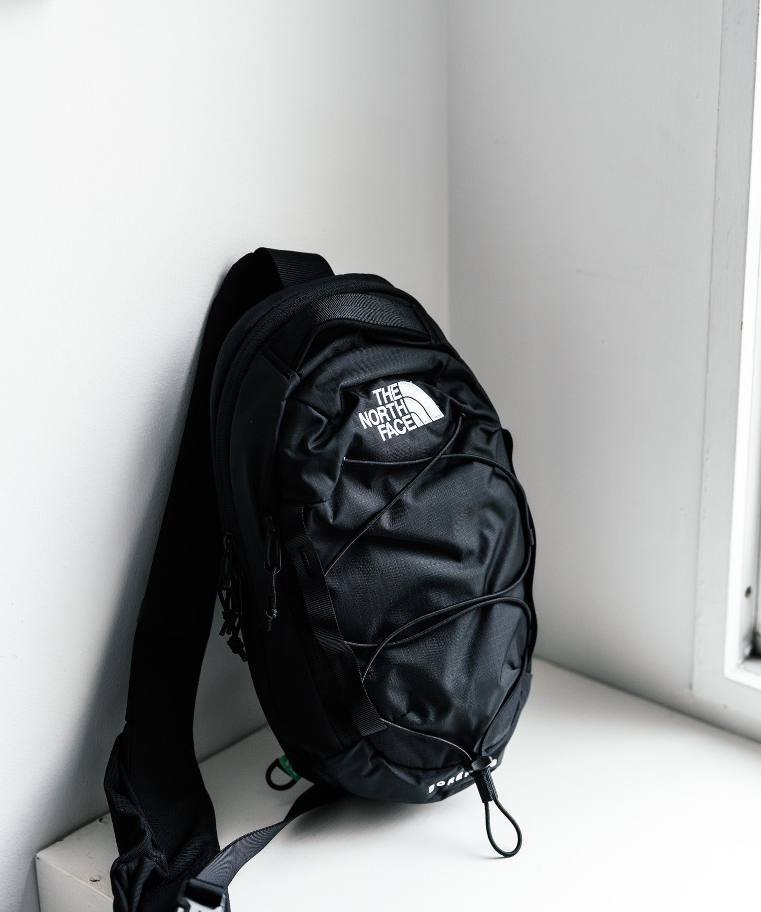 THE NORTH FACE BOREALIS SLING BAG ロゴ刺繍クロスボディバッグ 15880