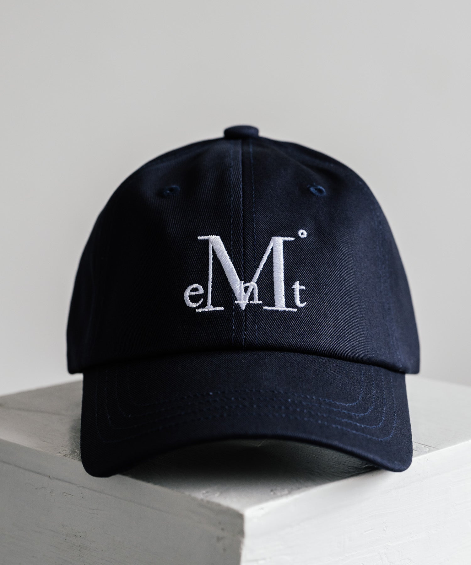 MUCENT SIGNATURE BALL CAP ロゴ刺繍ベースボールキャップ 15901