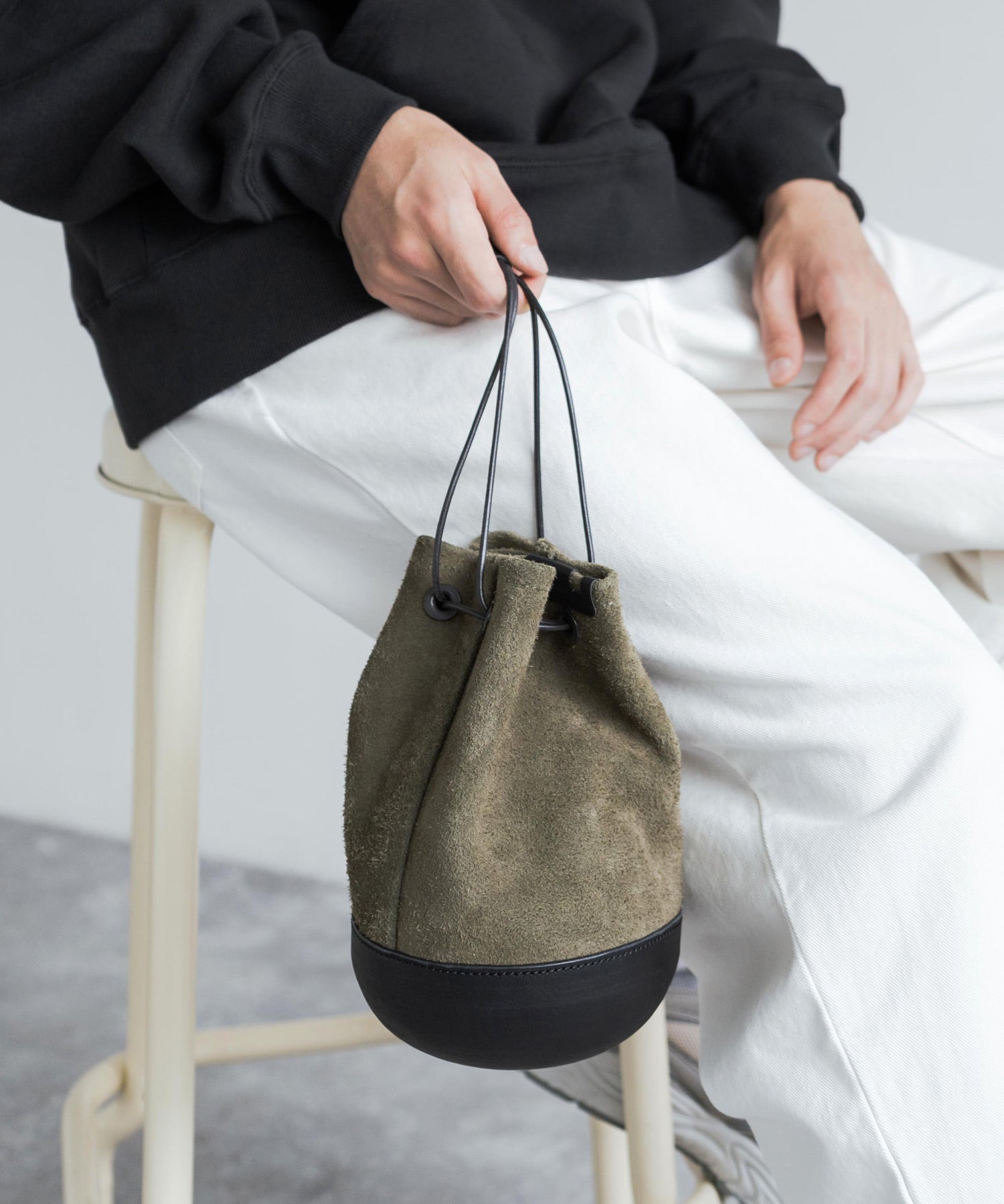 Butler Verner Sails バトラーバーナーセイルズ 日本製/国産 モールドレザー巾着スエードレザーショルダーバッグ JA-2685 11940