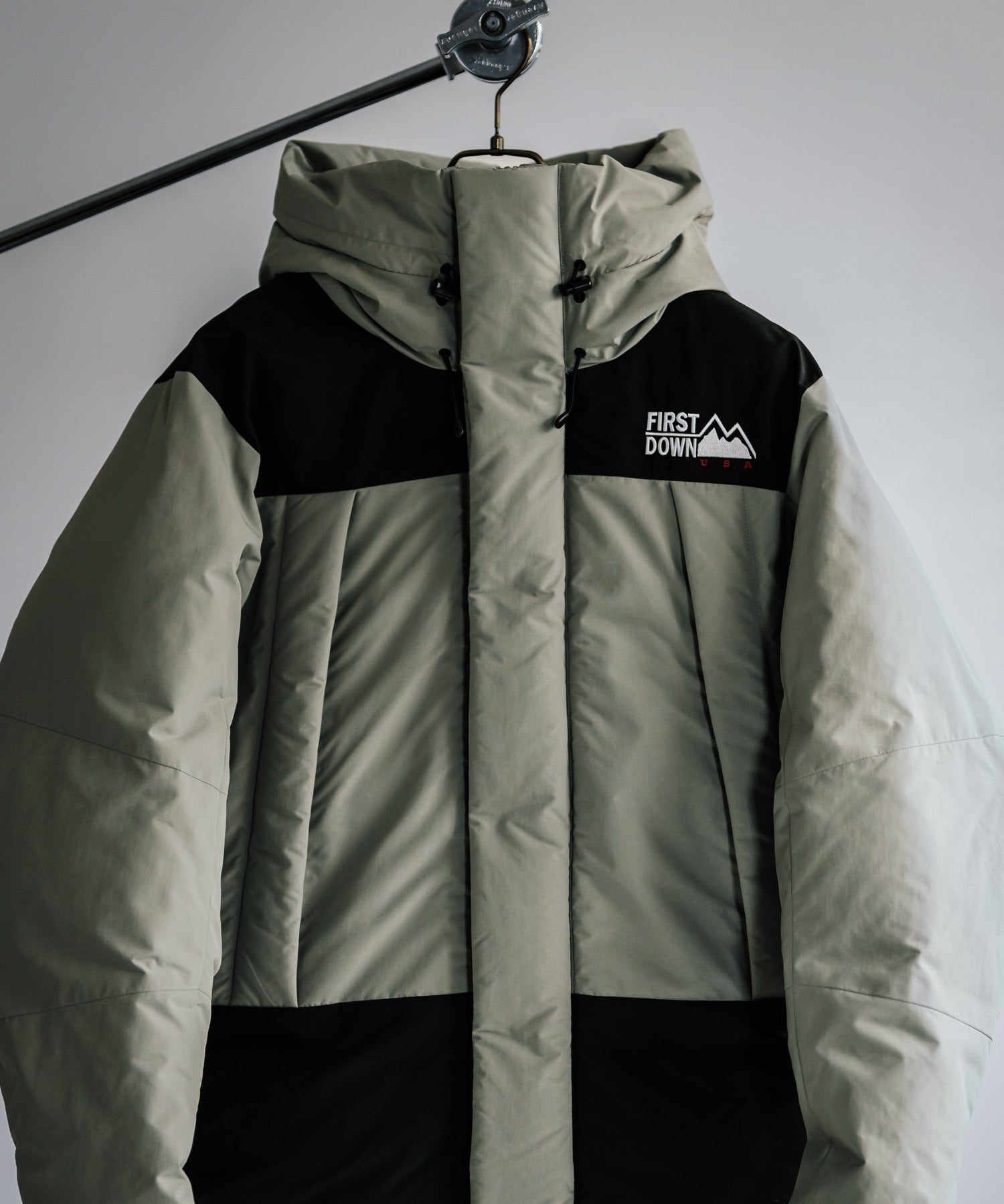 FIRST DOWN ファーストダウン WRAP DOWN PARKA DICROS MAURI フード付きラップダウンジャケット F942010 14980